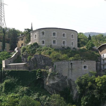 Appartamento Ellen Torbole Sul Garda Luaran gambar