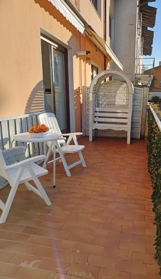 Appartamento Ellen Torbole Sul Garda Luaran gambar