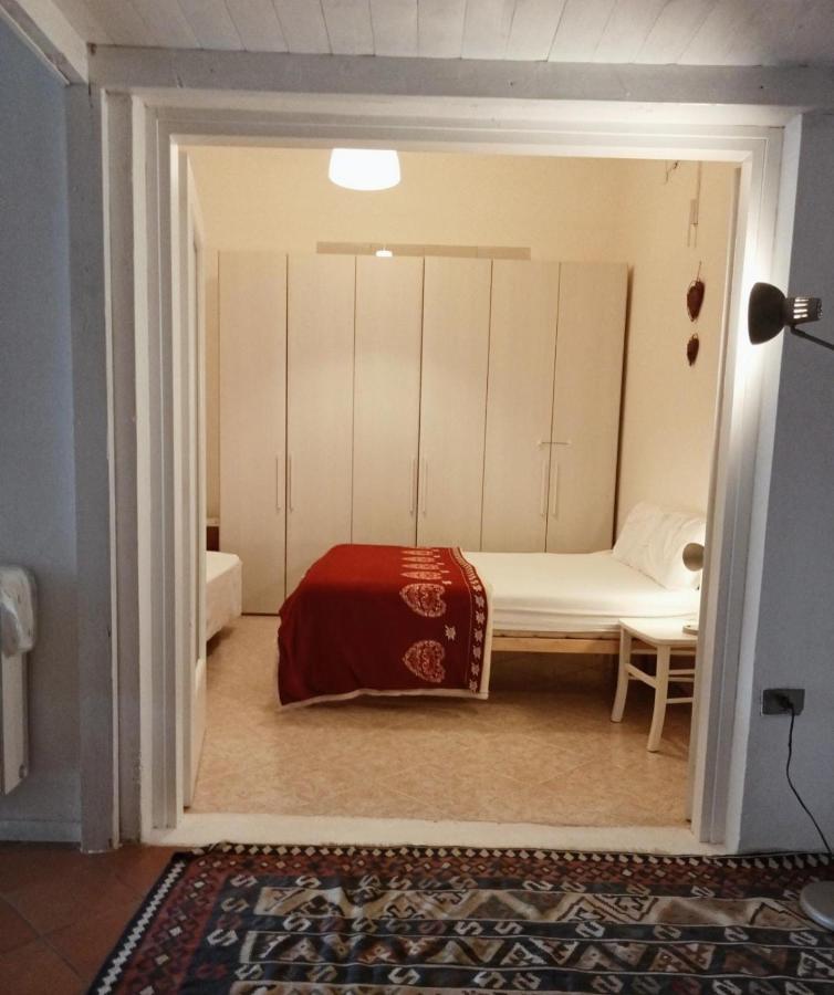 Appartamento Ellen Torbole Sul Garda Luaran gambar