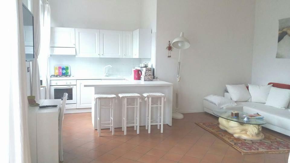 Appartamento Ellen Torbole Sul Garda Luaran gambar